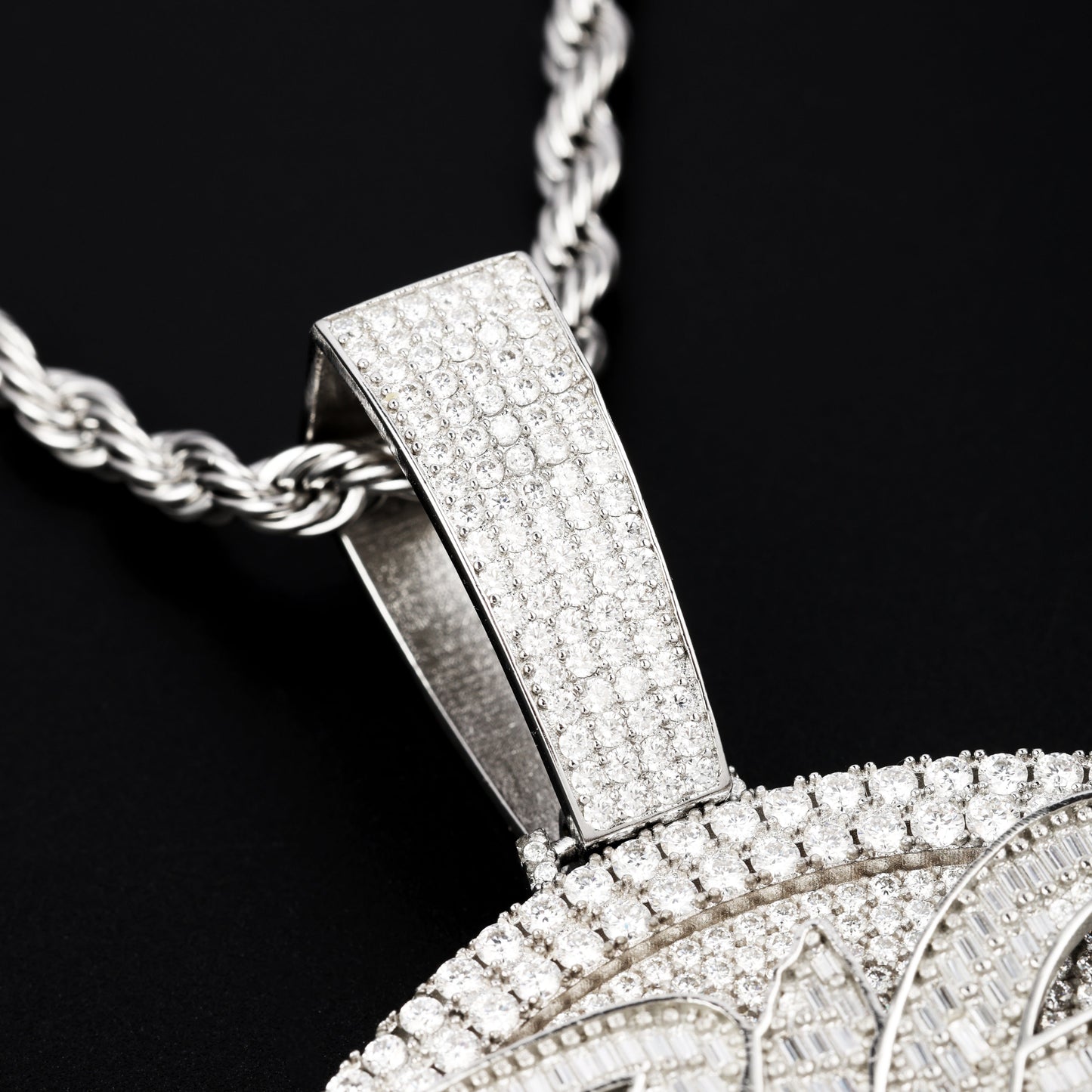 Custom Circle Pendant with Rope Chain