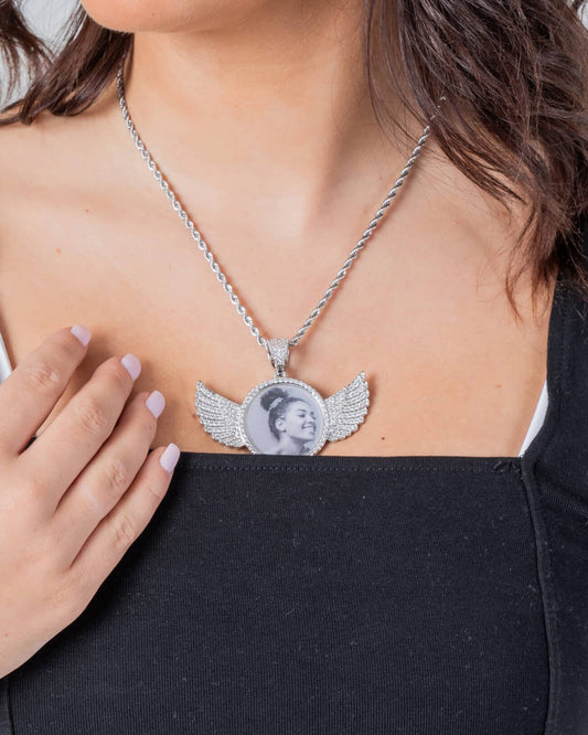 Angel Wings Circle Photo Pendant