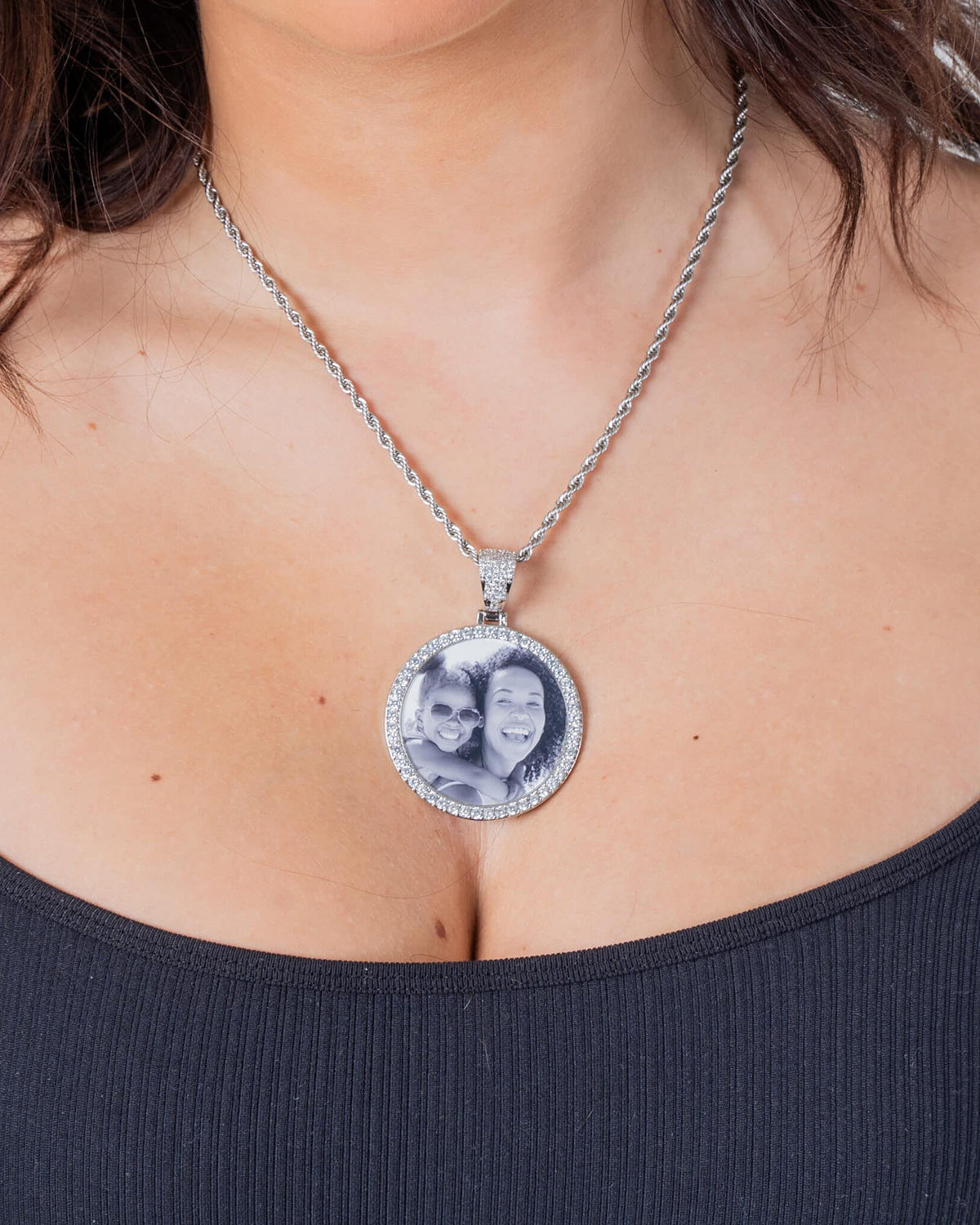 Classic Circle Photo Pendant
