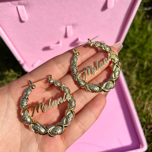 Two Tone XOXO Nameplate & Earring