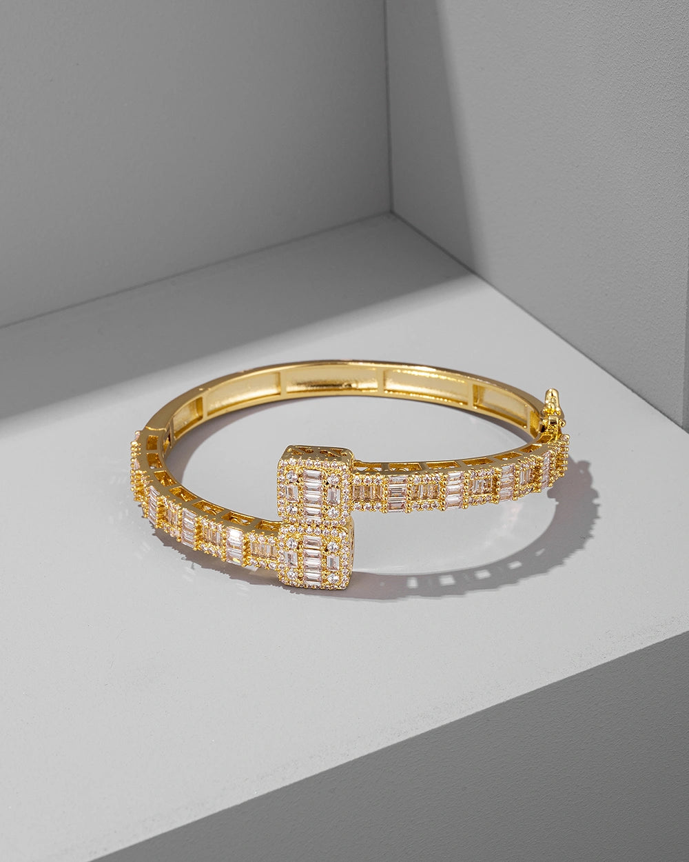 Royalty Bangle