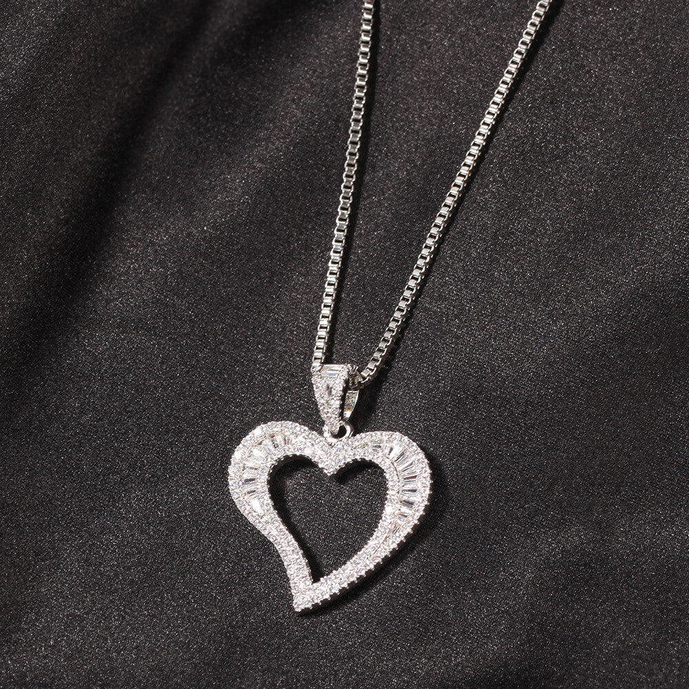 Wavy Heart Pendant